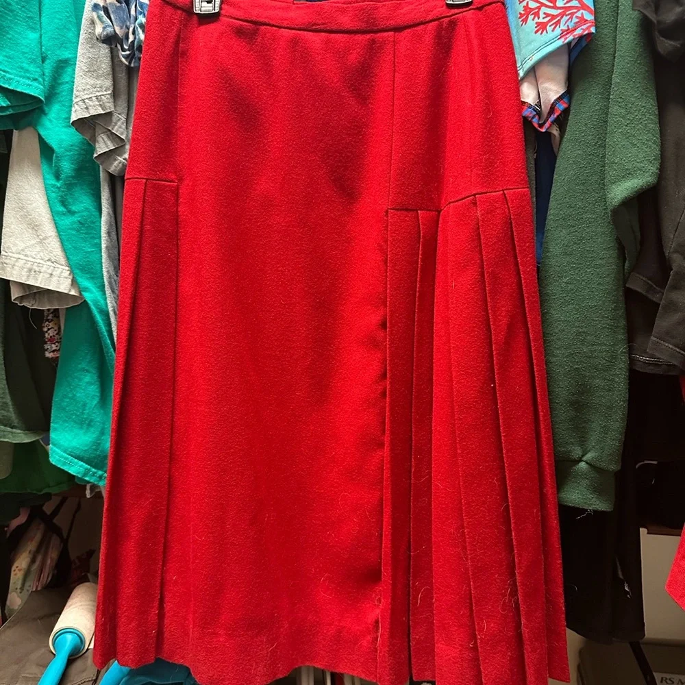 Dior Vibrant Red Women's Blazer with pleated skirt